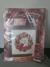 New Vntg Bucilla Christmas Silk Embroidery Kit 83304 Wreath Peace & Joy 12”x12”