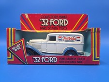 NOS ERTL True Value 1932 FORD Panel Delivery Locking Coin Bank 9232 NIB NEW