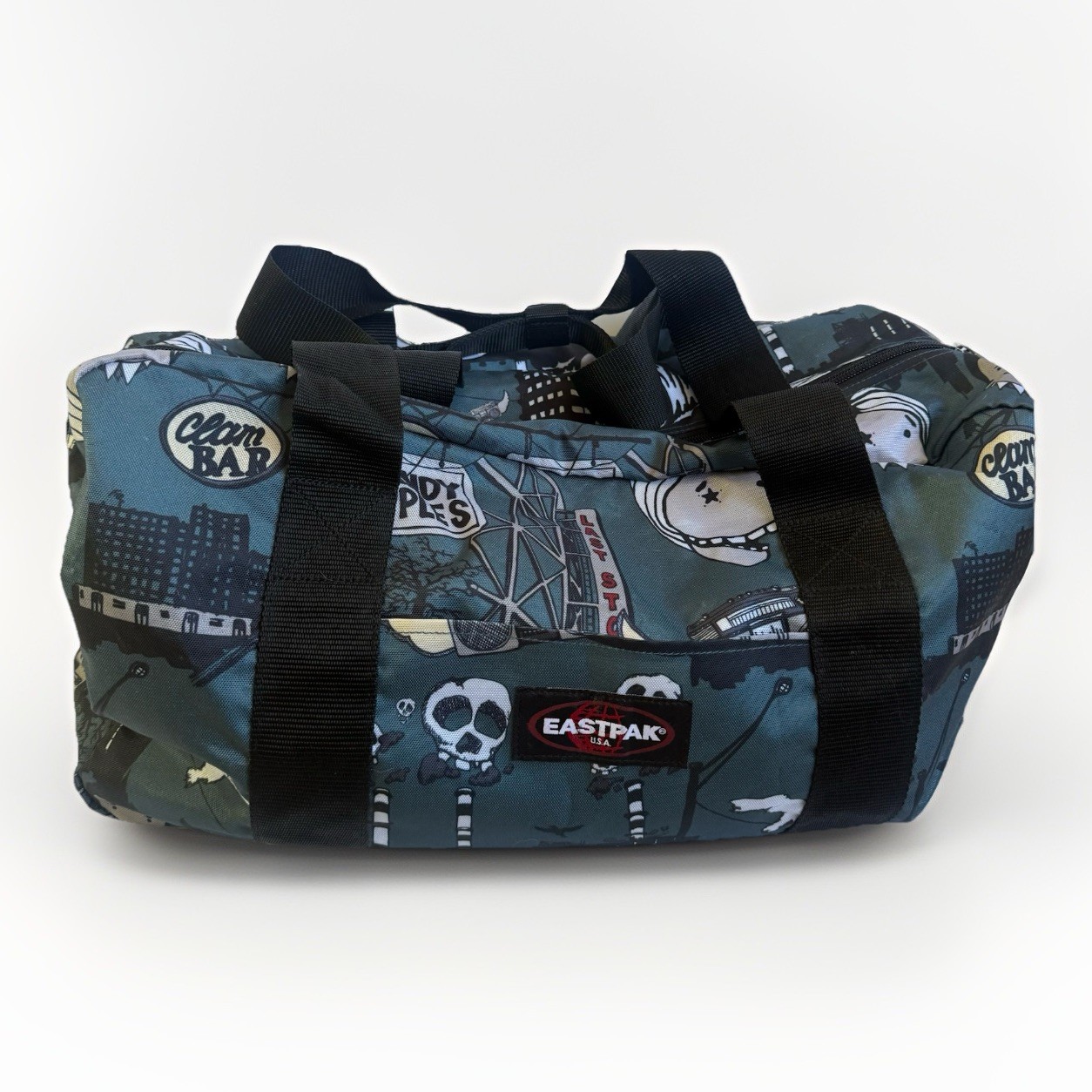 Rare Eastpak "Clam Bar" Skull & City Print Medium Duffel Bag
