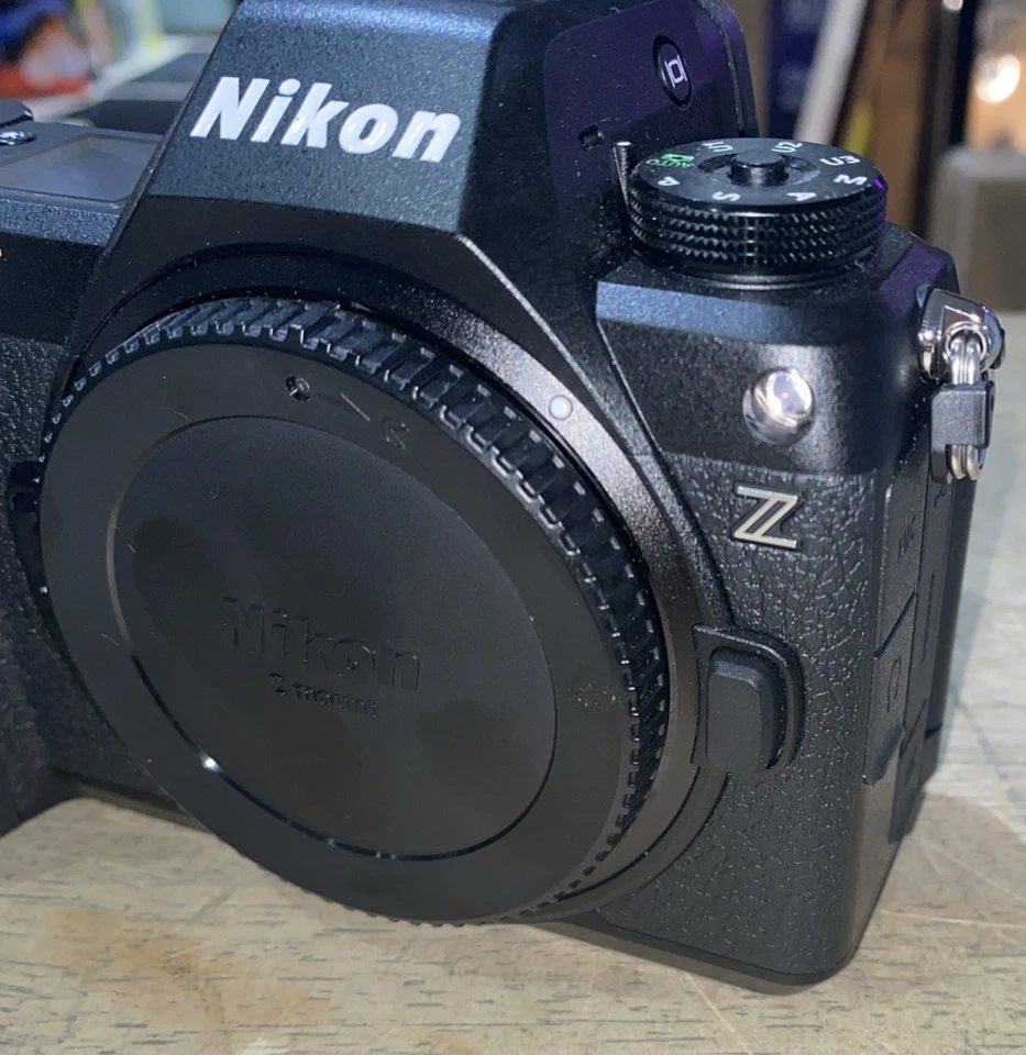 Cuerpo de cámara sin espejo Nikon Z6III Foto 3 de 4