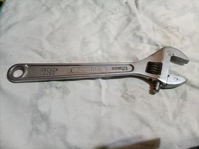 YAMOTO 501-212..12inch/300mm Adjustable Spanner. Silver. Heavy Duty.. - Image 1 of 4