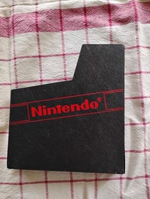 Nightshade and Faxanadu NES Games. Nightshade Manual and a Game Sleeve included.