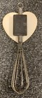Vtg Farmhouse Rustic Metal Whisk Heart House Fridge Magnet,  “Welcome Friends” — photo 2