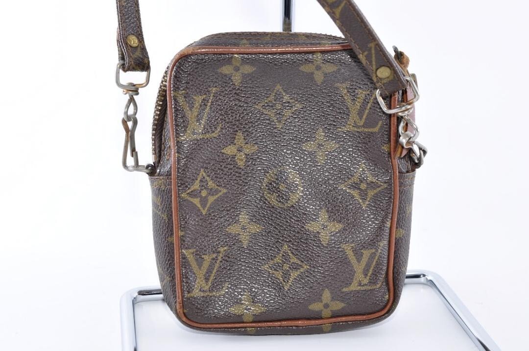 Authentic LOUIS VUITTON Monogram canvas Mini Danube cross body