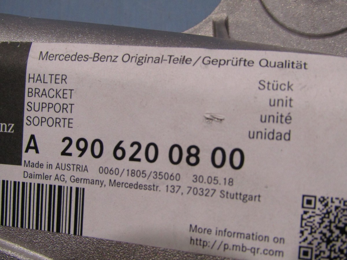 Mercedes AMG GT X290 Right Radiator Support Bracket Genuine 