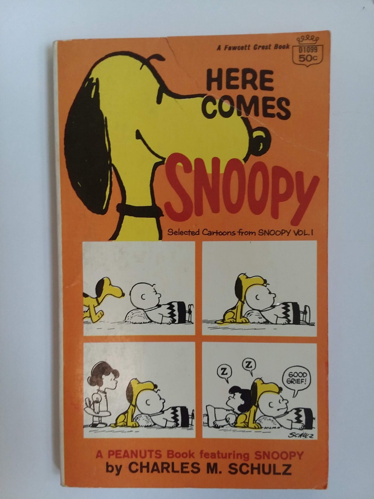 Snoopy Humor Paperback Book by Charles M Schulz Fawcett Crest 1958 Edition
