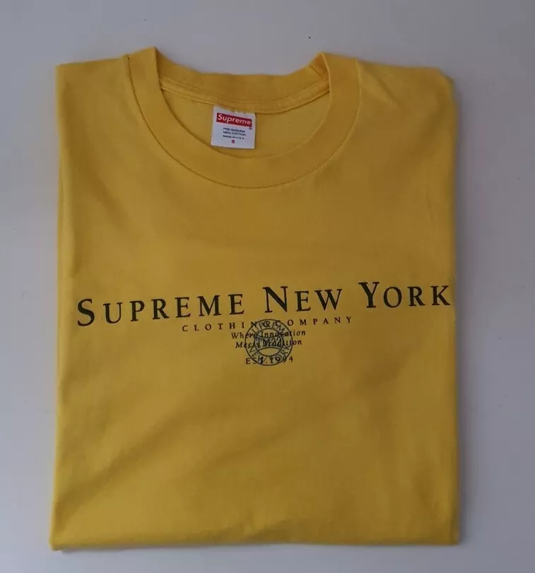 T Shirt FW22 Supreme Tradition Taglia S Piccola Gialla