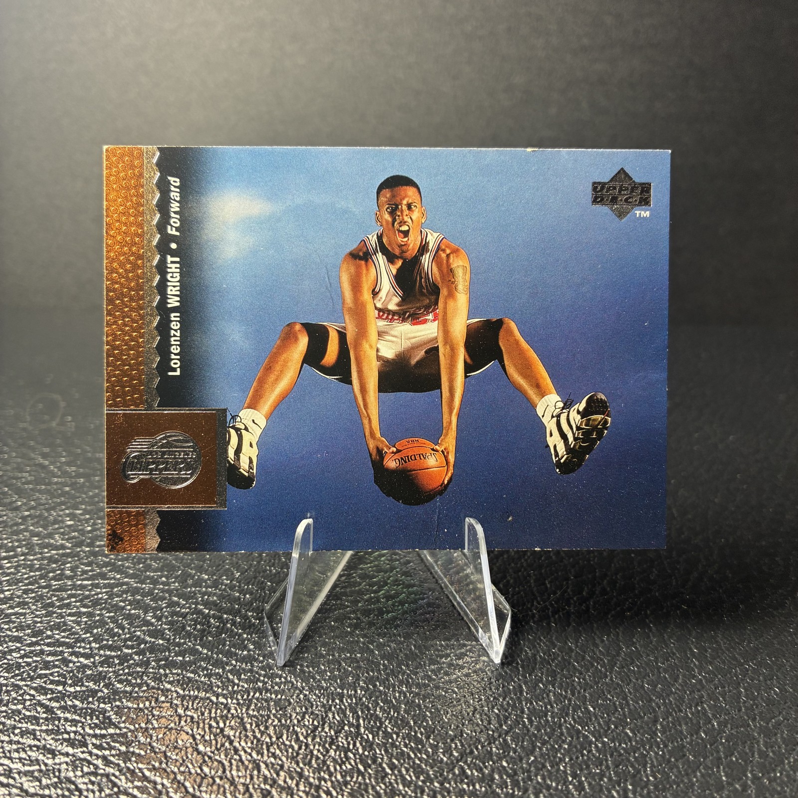 1996-97 Upper Deck - Lorenzen Wright #236 (RC) LA Clippers
