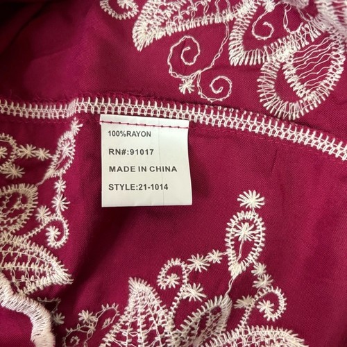 NWT Solitaire Red and White Floral Embroidery 3/4 Sleeve Blouse Size Large - Picture 5 of 8