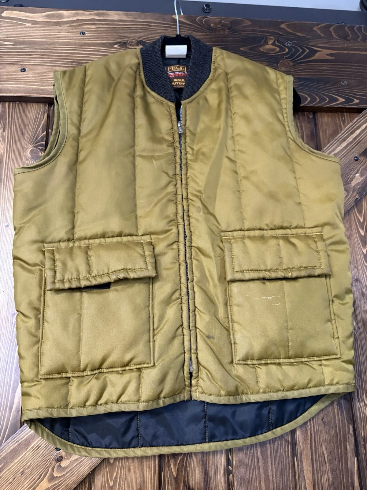 Vintage Walls Blizzard Pruf Vest Mens Large Brown Insulated Puffer Full Zip USA
Opens in a new windo