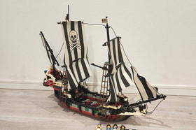 LEGO Pirates Skull's Eye Schooner 6286 In 1993 Used