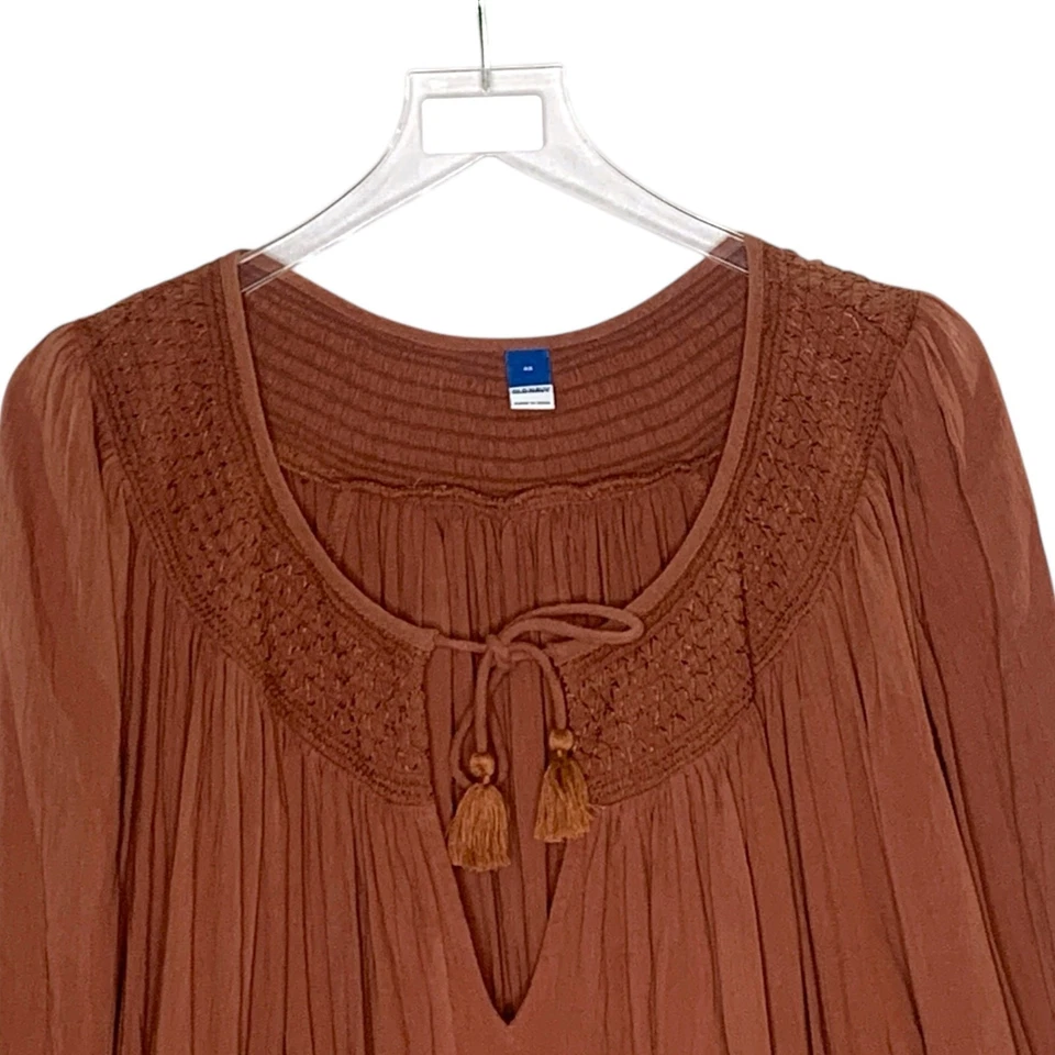 Vestido Midi Old Navy 4X Plus Cintura Definida Dobrável Texturizado Manga Longa Smocked - Imagem 4 de 4