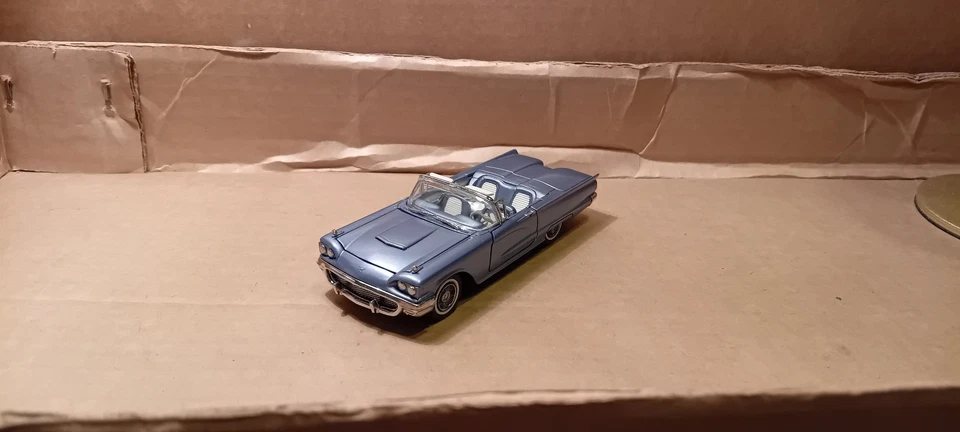 franklin mint 1/43 ford T-Bird 1958 - Photo 4/4