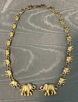 Sweet Elephants On Parade Gold Tone Necklace Interconnecting Trunk/tails 