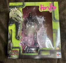 Figurina Caimano Megahouse "Dorohedoro", circa Altezza 23 cm