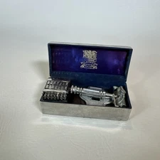 Vintage Wilkinson Sword 7 Days Razor Set England
