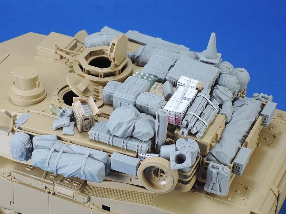 Legend 1359 1/35 M1A1, M1A2 Tank Stowage Set (S3) | eBay