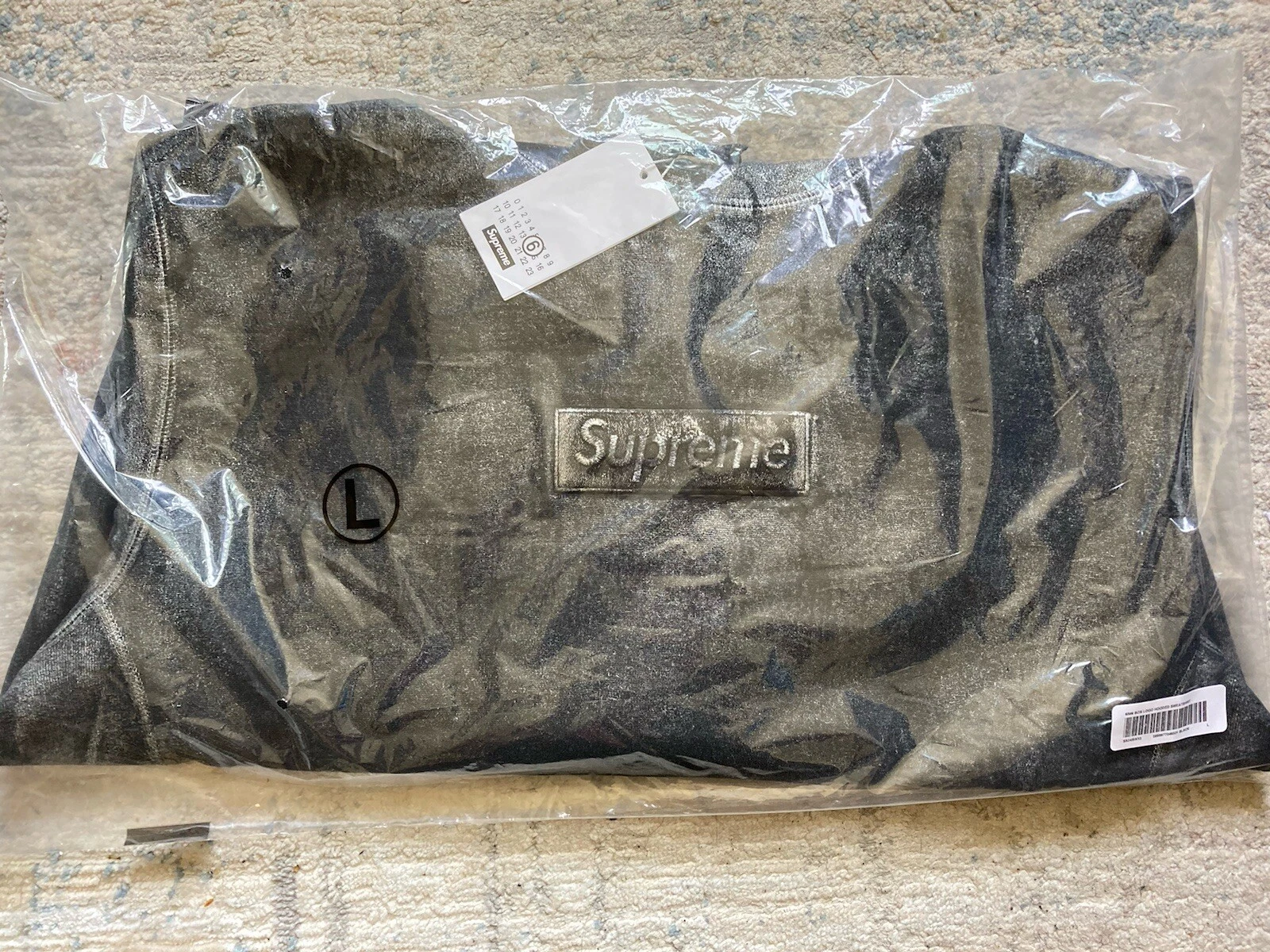 Boîte à capuche logo L Supreme MM6 Maison Margiela en feuille logo taille L