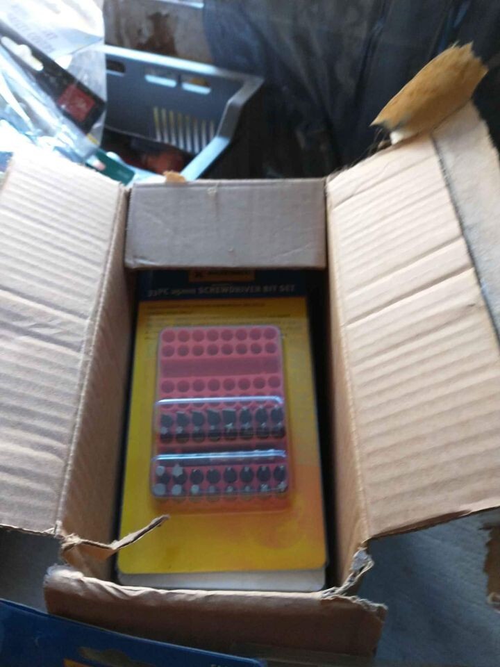 Picture 1 of 1