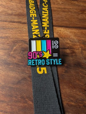 90er Retro Style TV Emaille Pin Anstecker süß Spaß 90er Kinder nostalgisch Geschenkidee  