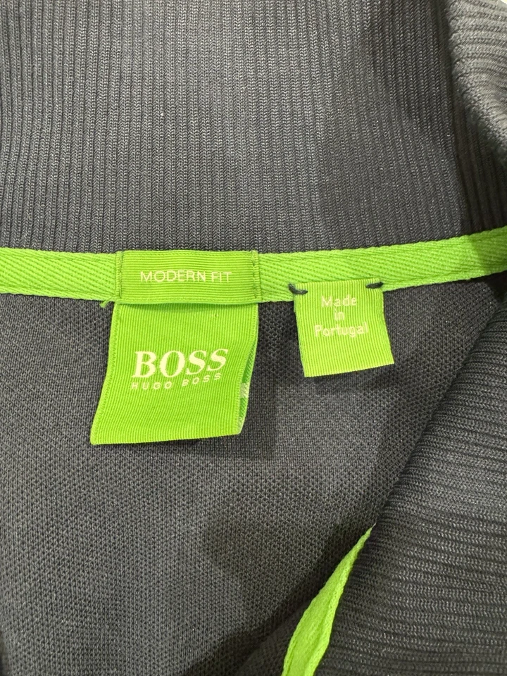 Chaqueta deportiva Boss Hugo Boss roja azul con cremallera para hombre etiqueta verde mediana hecha en Portugal Foto 3 de 4