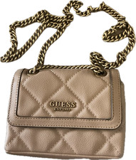 Borsa a tracolla GUESS trapuntata beige con tracolla catena oro - elegante piccola borsa