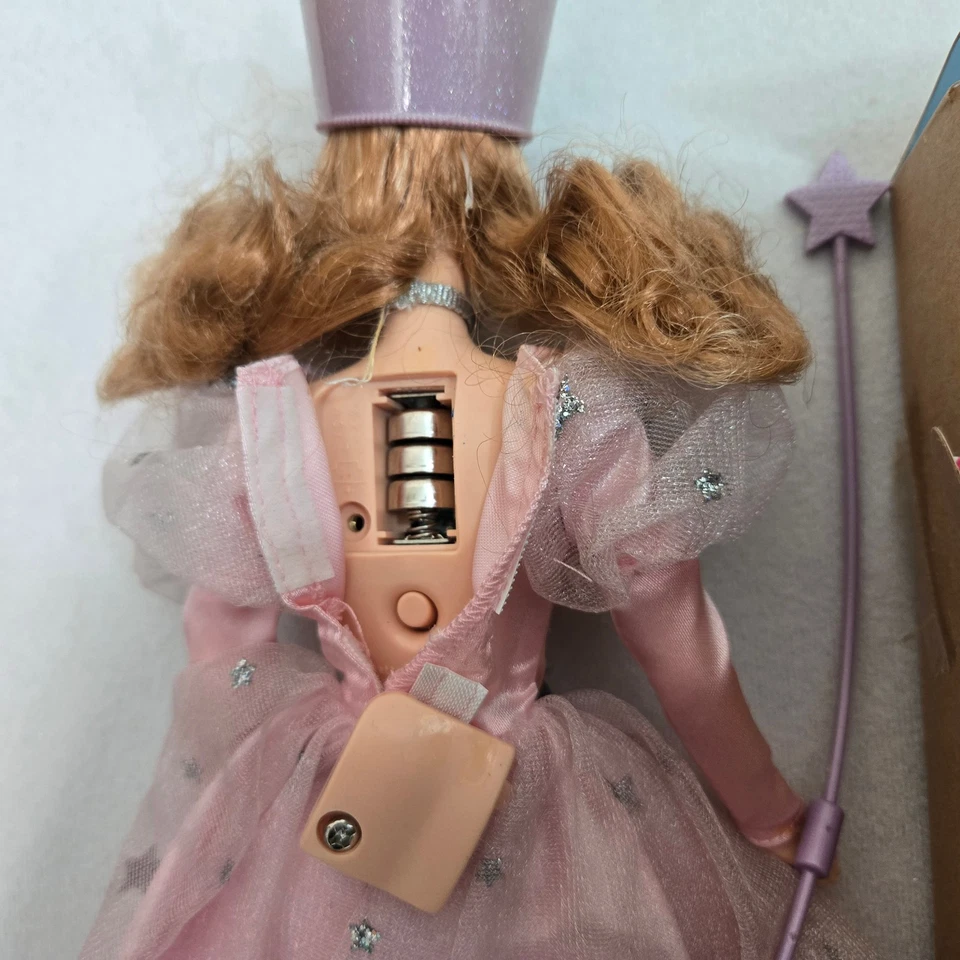 Lote de 5 muñecas Mattel 1999 Barbie y Ken del Mago de Oz con cajas Talking Dthy&Glinda Foto 4 de 4