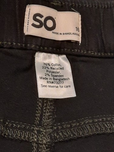 SO Girls Mid Rise Pull-On Black Denim Shorts ~ Youth Size 16 NWT - Picture 4 of 4