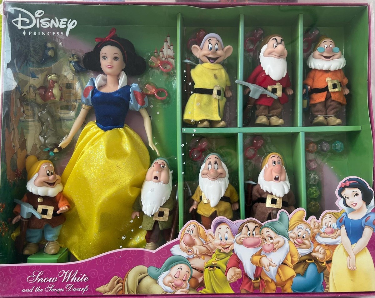 Disney Princess SNOW WHITE DWARFS Vintage New Damaged
