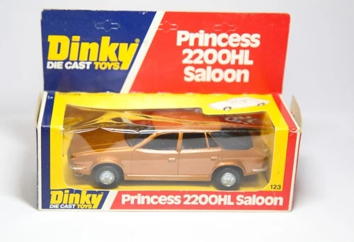 Dinky 123 Princess 2200HL Saloon In Original Box - Near Mint Vintage