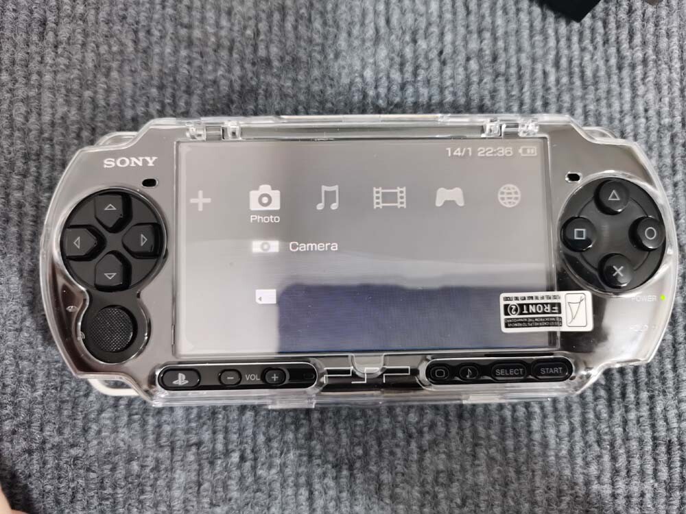 PSP3000です！ Sony Playstation Portable PSP 3000 32 / 64 128 GB memory
