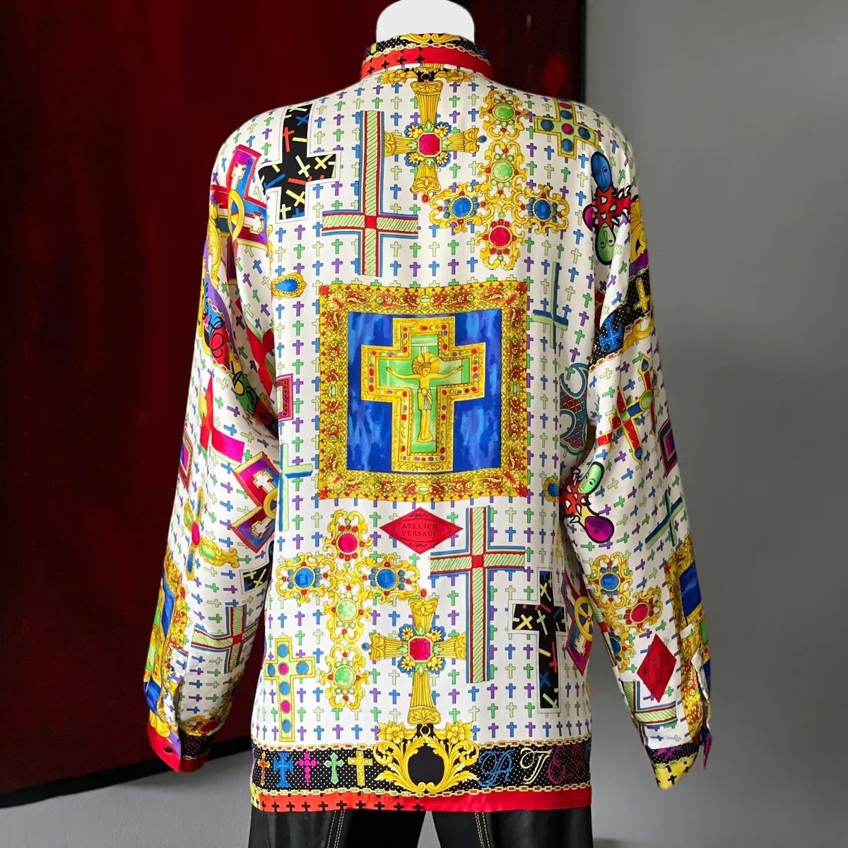 1990s Gianni Versace Playing Card Print Silk Shirt For Sale at