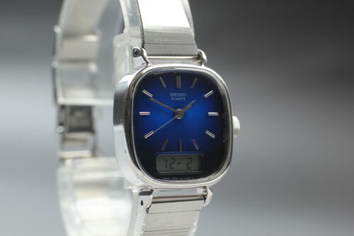 Vintage 1981 Seiko Hybrid E029-5090 Digi-Ana Blue Dial Quartz Womens Watch JAPAN