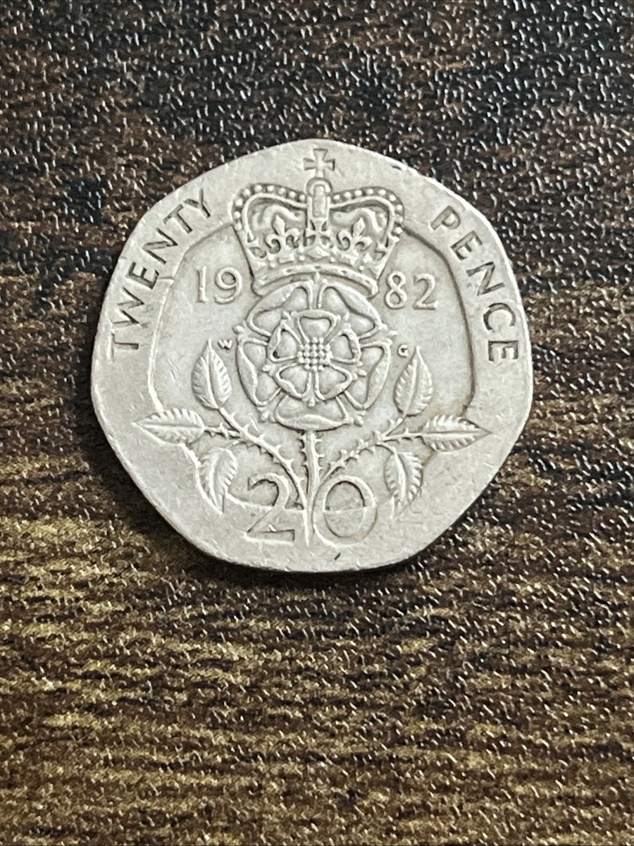 1982 Great Britain UK Elizabeth II 20 Twenty Pence Beautiful