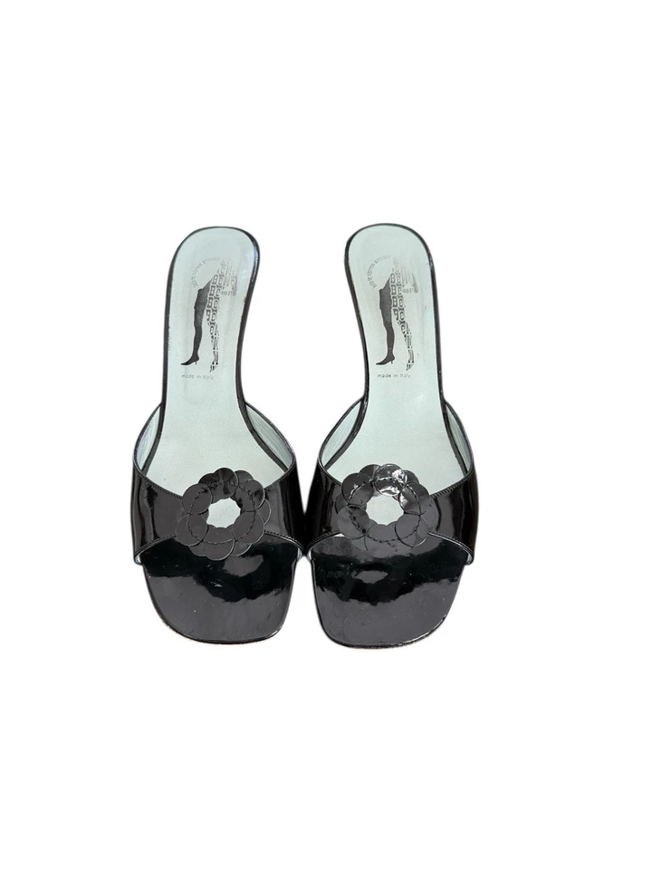 Belle by Sigerson Morrison 专利幻灯片 尺寸 9B Run 小号 适合 8 码 — 第 3/4 张图片