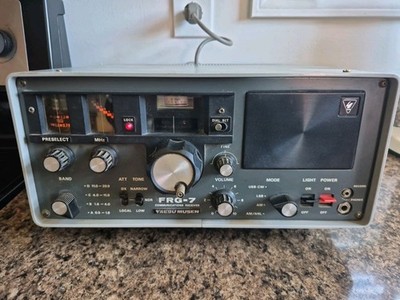 YAESU MUSEN FRG-7 受信機　八重洲無線 Vintage Yaesu Musen FRG-7 Communications Receiver TESTED Shortwave