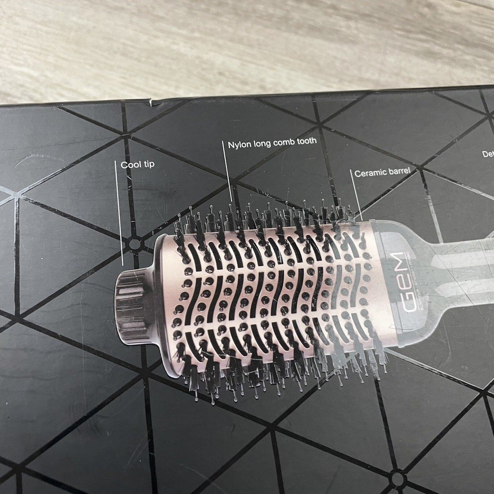 GEM Hot Air Brush Dry Style Volume Glamour Energy Magic Ceramic Barrel