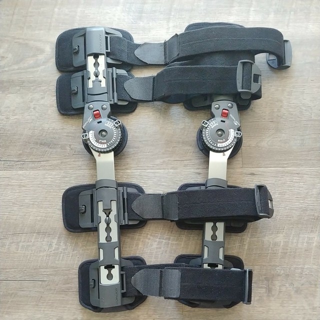 DonJoy Cool Xact ROM Post Op Universal Adjustable Knee Brace Extension