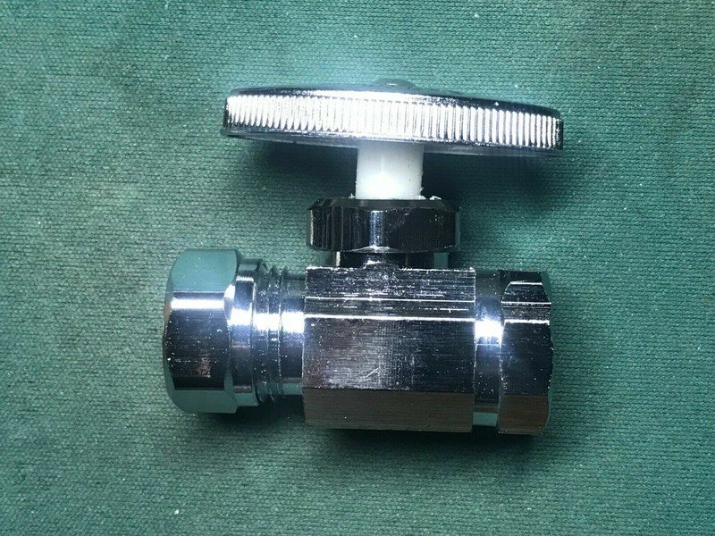 2 Eastman multi-turn straight stop valves 1/2"-FIP x 7/16" or 1/2" Compression
