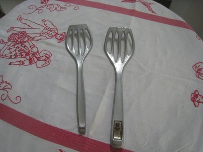 Westmark Duetto Doppelwender Pfannenwender und Zange 2 in 1  Aluminium vintage