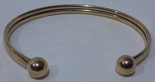 ***9ct Yellow Gold TORQUE 6.25 inches Bangle/Bracelet. 4.80 grams in Gift Box***
