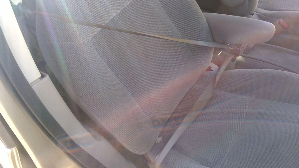 Ford Windstar 1999 pasajero delantero derecho cinturón de seguridad retractor OEM hombro bronceado Foto 2 de 4