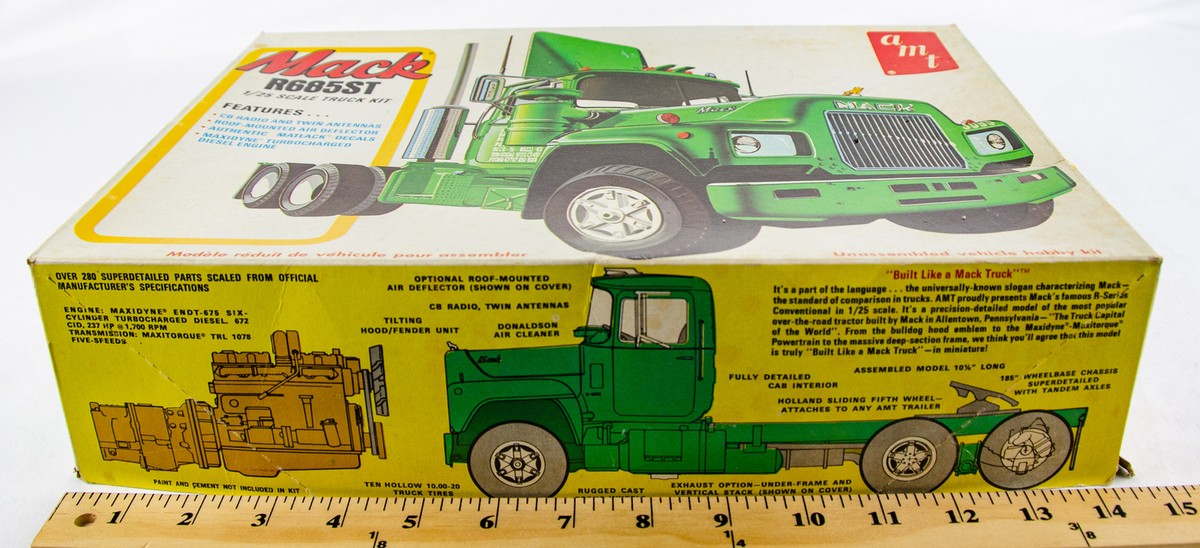 Vintage Original AMT T535 Mack R685ST Semi Truck Tractor 1:25 