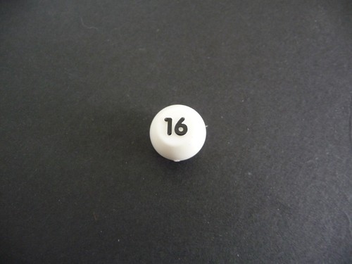 Spare Parts - CHAD VALLEY BINGO WHITE NUMBERED BALLS (No 1 to 45) - 0.5"/ 12.5mm - Picture 22 of 43