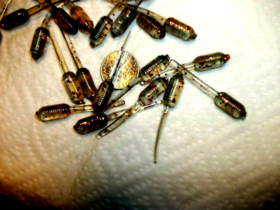 70-1 1/2''-crappie-panfish-soft fishing grubs-jigs-minnow-bait-lure-stinger-scent