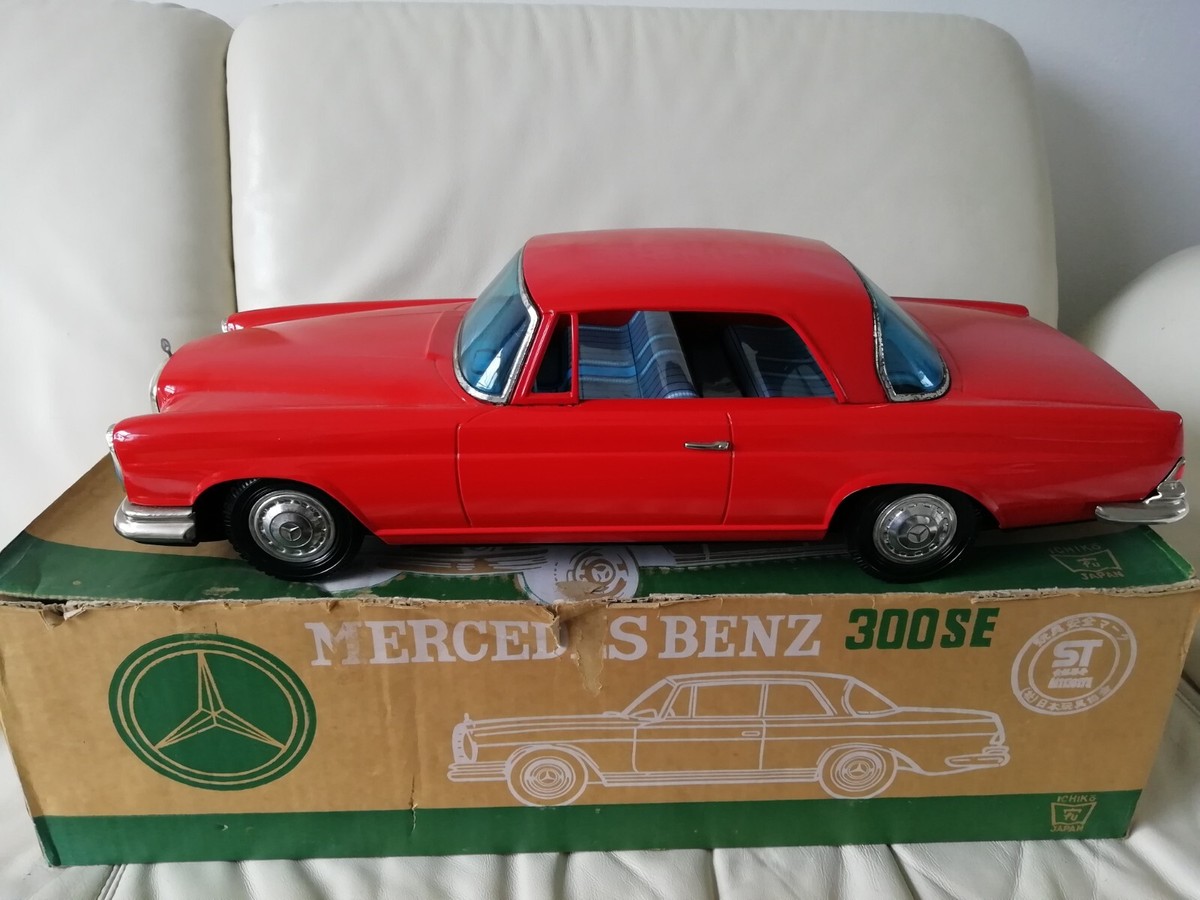 VITESSE Mercedes 300SE 1/43 ミニカー（レア） Ichiko Mercedes Benz 300SE Friction Tin Toy Tin Japan 60cm in Box