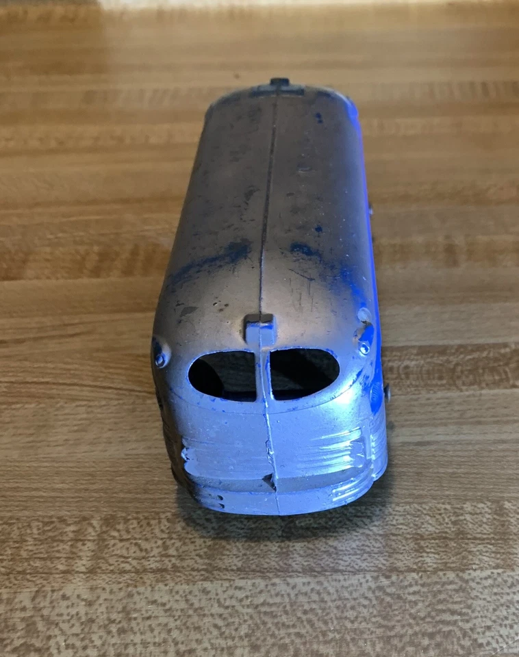 Игрушечный автобус TOOTSIETOY Greyhound Lines - 6 дюймов масштаб 1:43 1948 ЖИВОПИСЕЦ - США металл - Изображение 4 из 4