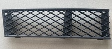 2008-2012 BMW 750i F01   RIGHT FRONT BUMPER GRILLE   51117184150
