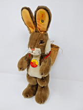 Steiff 349300 - Osterhase Ossy mit Kiepe ca. 37 cm mit KFS