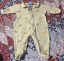 Vintage Disney Baby Winnie The Pooh Sleeper Size 3-6 Months